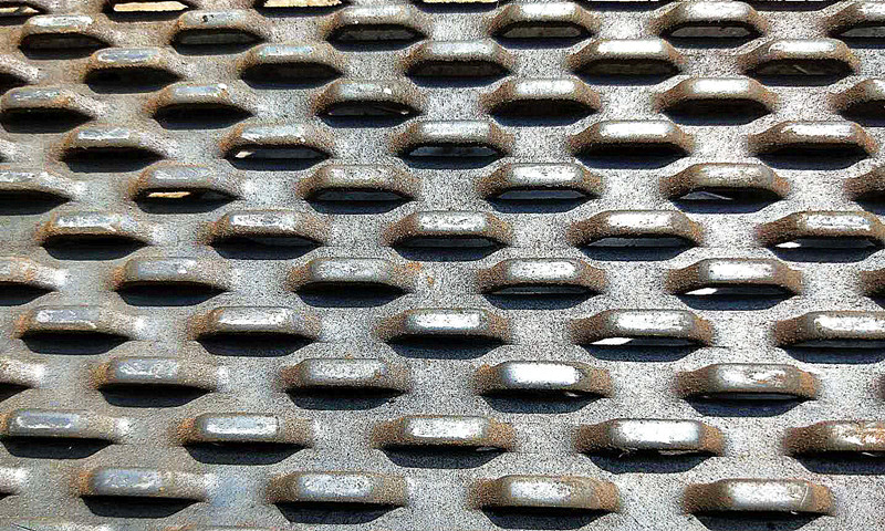 锰钢板冲孔网产品展示