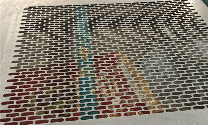 长腰孔铁板冲孔网产品展示