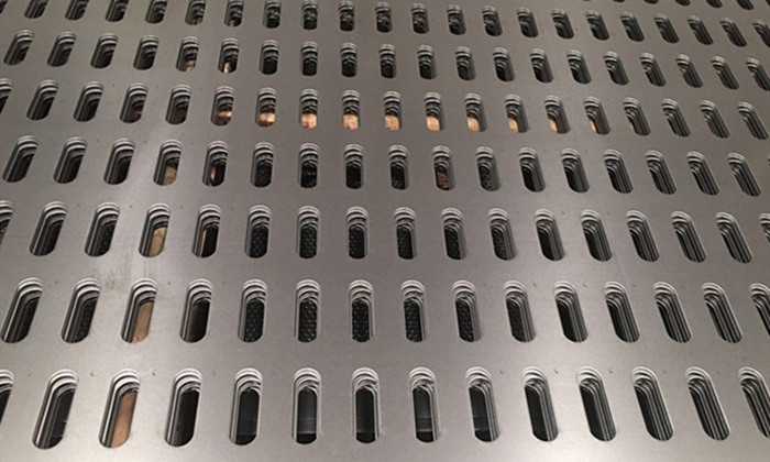 长腰孔铁板冲孔网产品展示